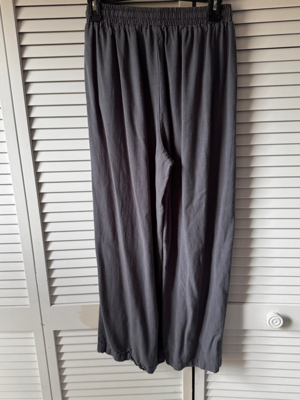 Wide-Leg Drawstring Pants in Slate Gray - Women - Picture 4 of 5